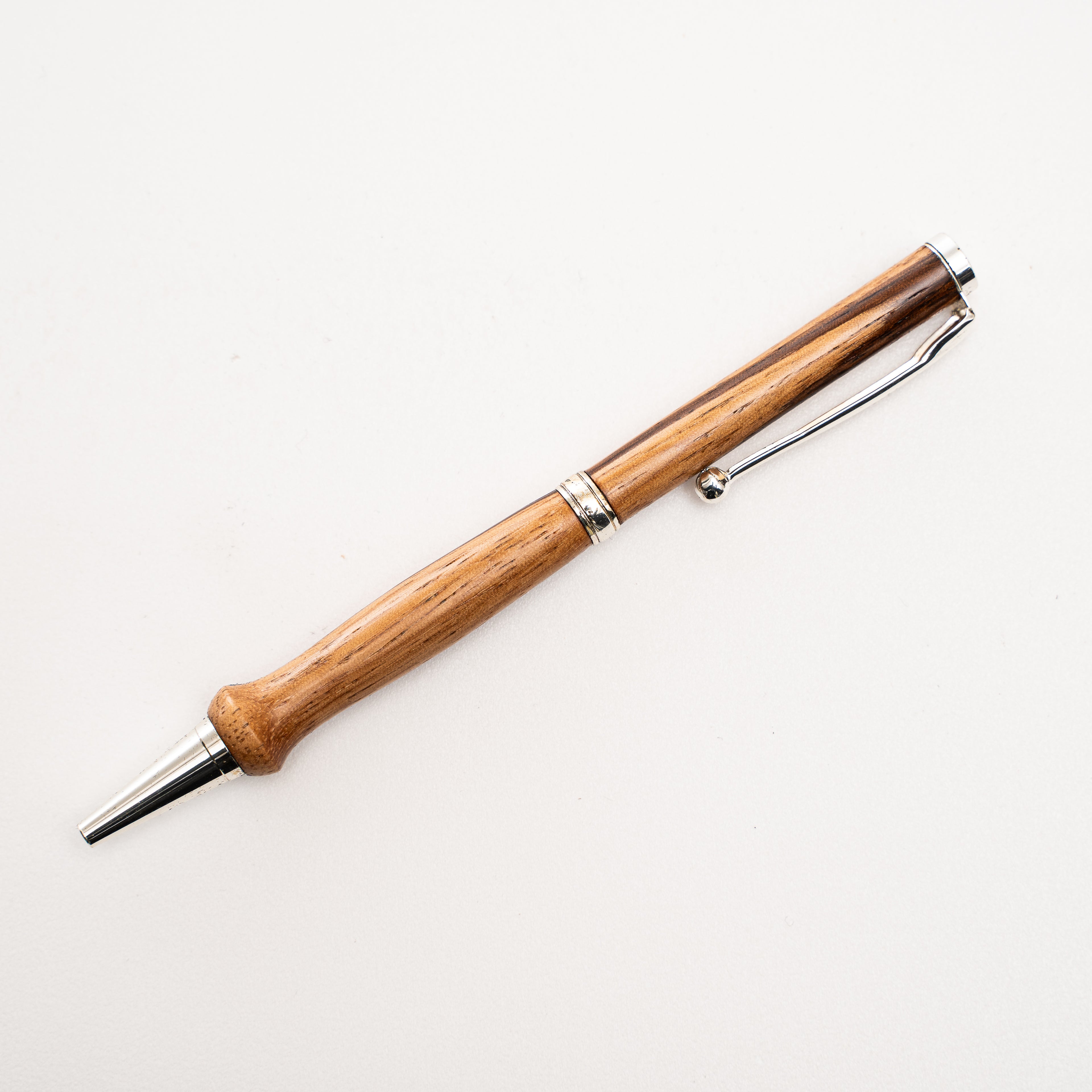 Penna Noce Ergonomica Argento